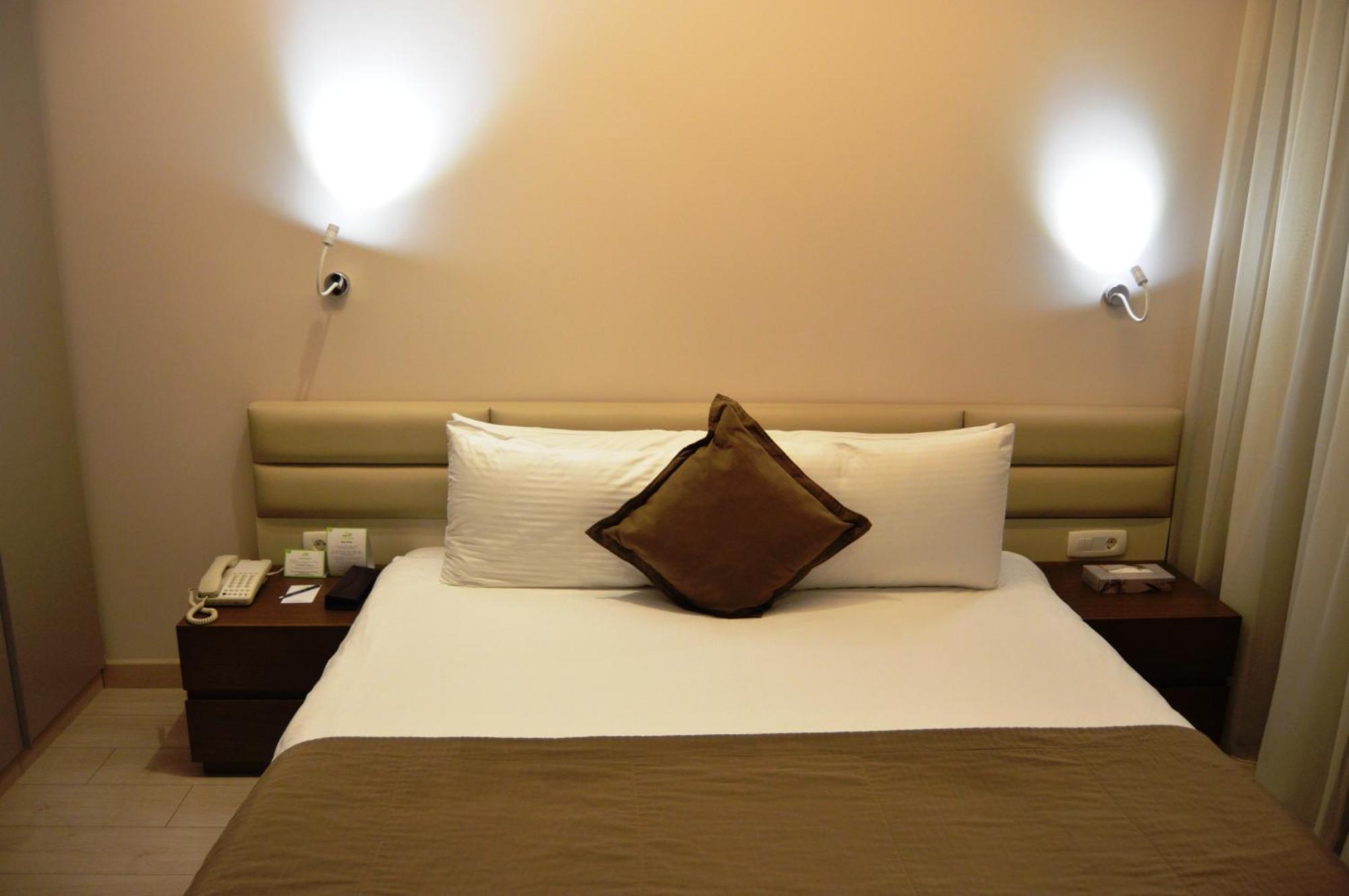 Country Lodge Hotel & Resort Beiroet Kamer foto