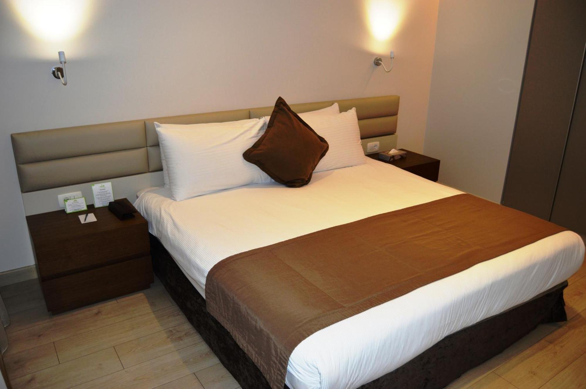 Country Lodge Hotel & Resort Beiroet Kamer foto